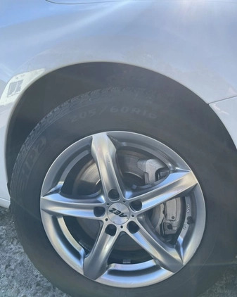 Volvo V60 cena 41000 przebieg: 231000, rok produkcji 2013 z Kraków małe 191